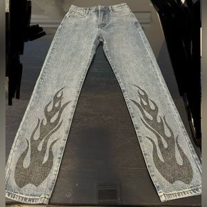 Fitted straight fit